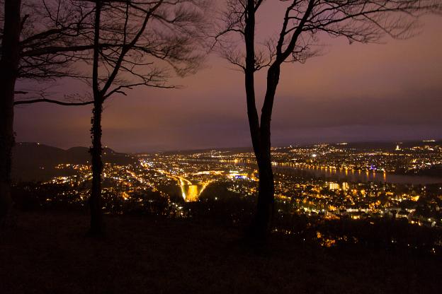 Bonn-Süd bei Nacht
